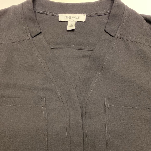 Nine West Women Long Sleeve Shirt  Blouse Top Black size large - Picture 2 of 6
